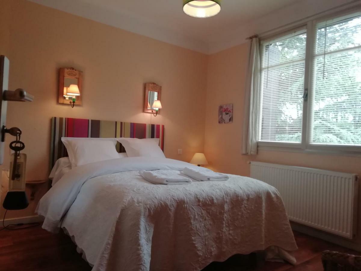 منزل الضيف La Mirabelle-Casteil Country House المظهر الخارجي الصورة